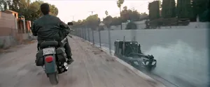 The Terminator (актёр Арнольд Шварценеггер) — кадр #9 из фильма «Терминатор 2: Судный день»