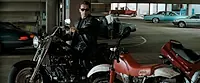 Арнольд Шварценеггер — роль The Terminator в фильме «Терминатор 2: Судный день», кадр #7