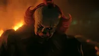 Билл Скарсгард — роль Pennywise в сериале «Оно: Добро пожаловать в Дерри», кадр #6