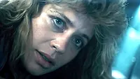 Линда Хэмилтон — роль Sarah Connor в фильме «Терминатор», кадр #20
