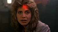 Линда Хэмилтон — роль Sarah Connor в фильме «Терминатор», кадр #7