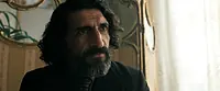 Нуман Аджар — роль Esad Kasgarli в сериале «Молодой Шерлок», кадр #2