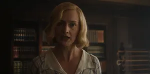 Unity Mitford (актриса Shannon Watson) — кадр #4 из сериала «Возмутительные»