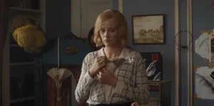 Unity Mitford (актриса Shannon Watson) — кадр #6 из сериала «Возмутительные»