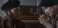 Кадр из сериала «Возмутительные (2025)» — (51 из 92)
