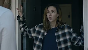 Мэг Чэмберс Стидл — роль Danielle Sweeney в сериале «Мистер Мерседес», кадр #1