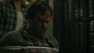 Патрик Дарро — роль Andrew Halliday в сериале «Мистер Мерседес», кадр #1