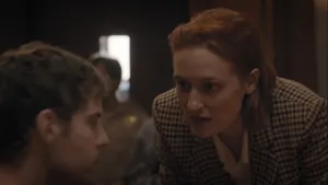 Lou Linklatter (актриса Брида Вул) — кадр #9 из сериала «Мистер Мерседес»