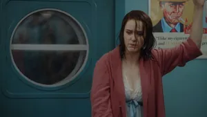 Miriam 'Midge' Maisel (актриса Рэйчел Броснахэн) — кадр #17 из сериала «Удивительная миссис Мейзел»