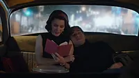 Кадр из сериала «Удивительная миссис Мейзел (2017-2023)» — (44 из 106)