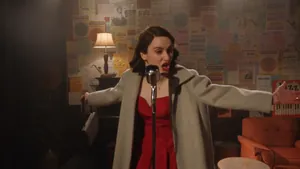 Miriam 'Midge' Maisel (актриса Рэйчел Броснахэн) — кадр #24 из сериала «Удивительная миссис Мейзел»