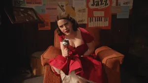 Miriam 'Midge' Maisel (актриса Рэйчел Броснахэн) — кадр #18 из сериала «Удивительная миссис Мейзел»